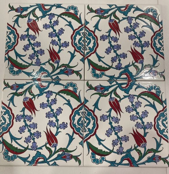 Armada Çini 20x20 Cm Ac 5 İznik Dönence Çiçek Desenli Çini Karo