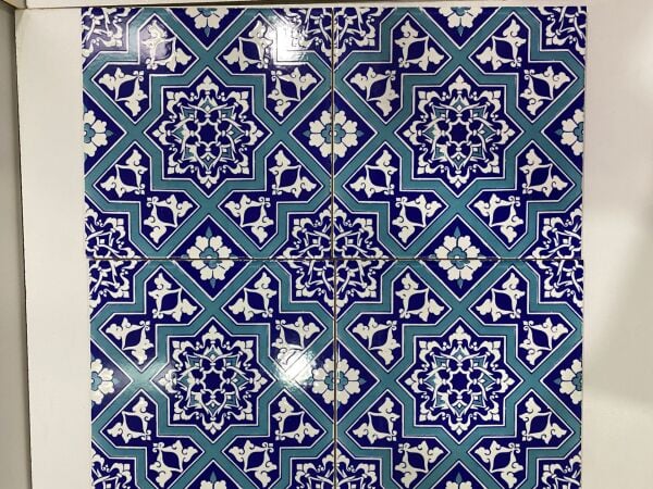 Armada Çini 20x20 Cm Ac 12 Selçuk Yıldız Geçme Desenli Çini Karo