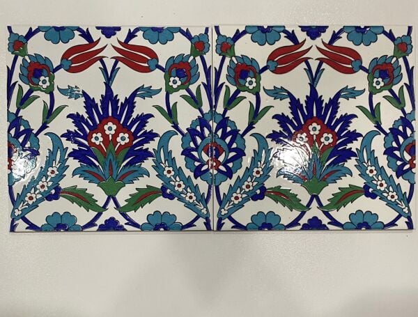 Armada Çini 20x20 Cm Ac 19 Laleli Desen Osmanlı Çini Seramik Karo