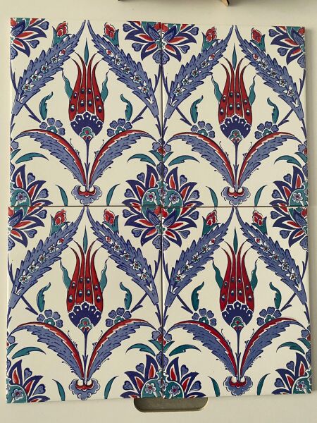 Armada Çini 20x25 Cm AC 1002 Kütahya Çinisi Lale Desenli Çini Karo
