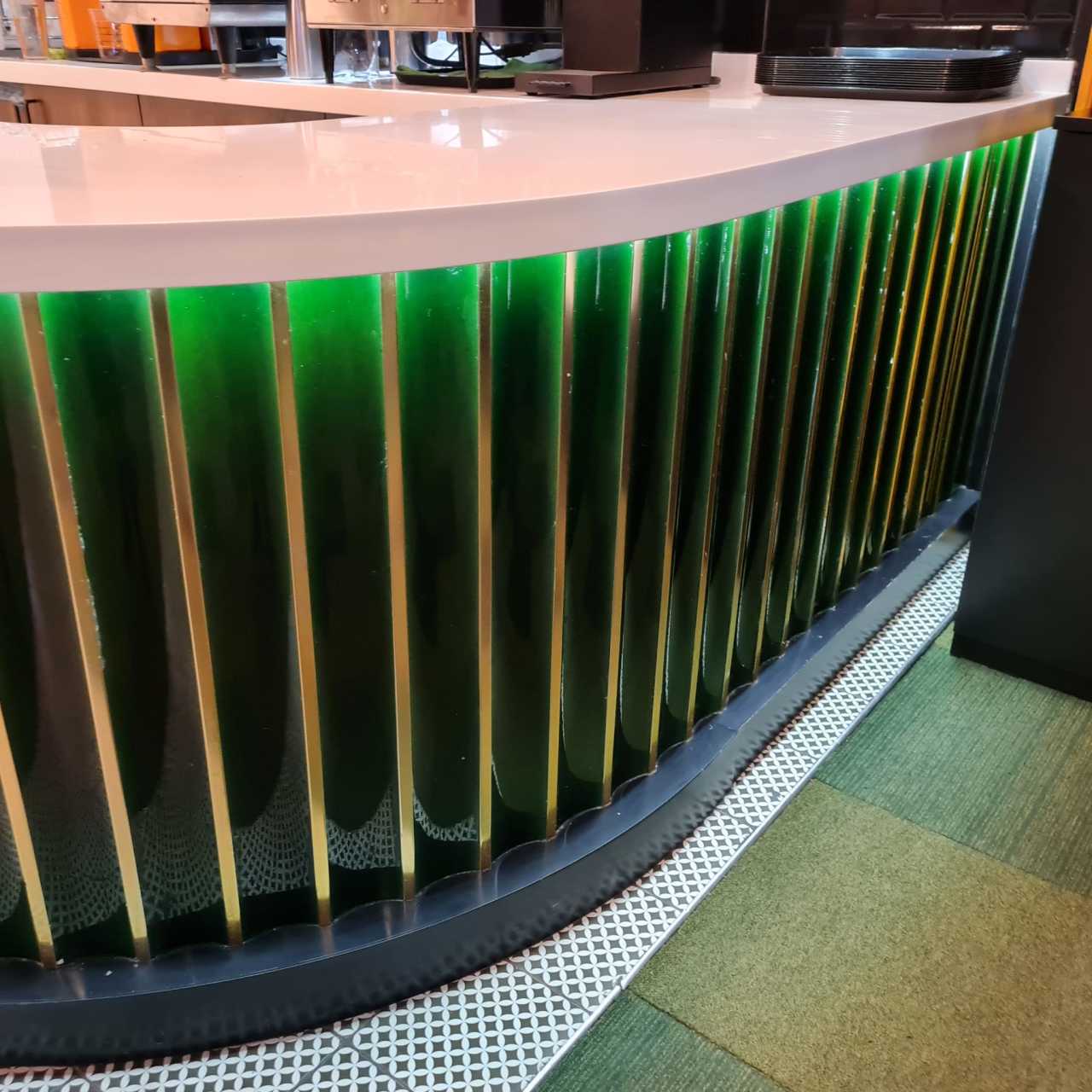 Armada Çini 10x100 Bar Önü Yeşil Seramik Oluklu Çini